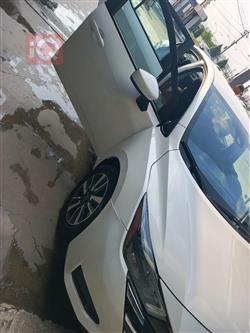 نيسان فيرسا